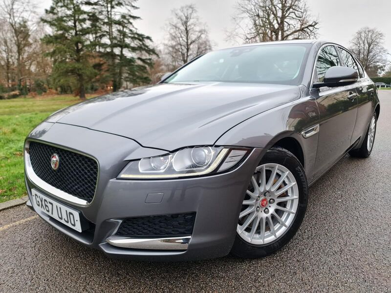 View JAGUAR XF 2.0i Prestige Auto Euro 6 (s/s) 4dr