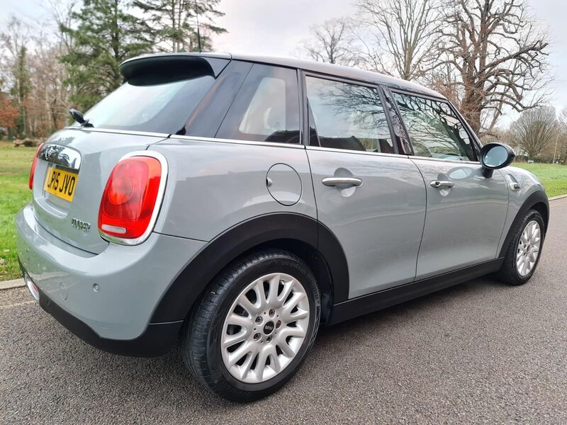 View MINI HATCH 1.5 Cooper Euro 6 (s/s) 5dr