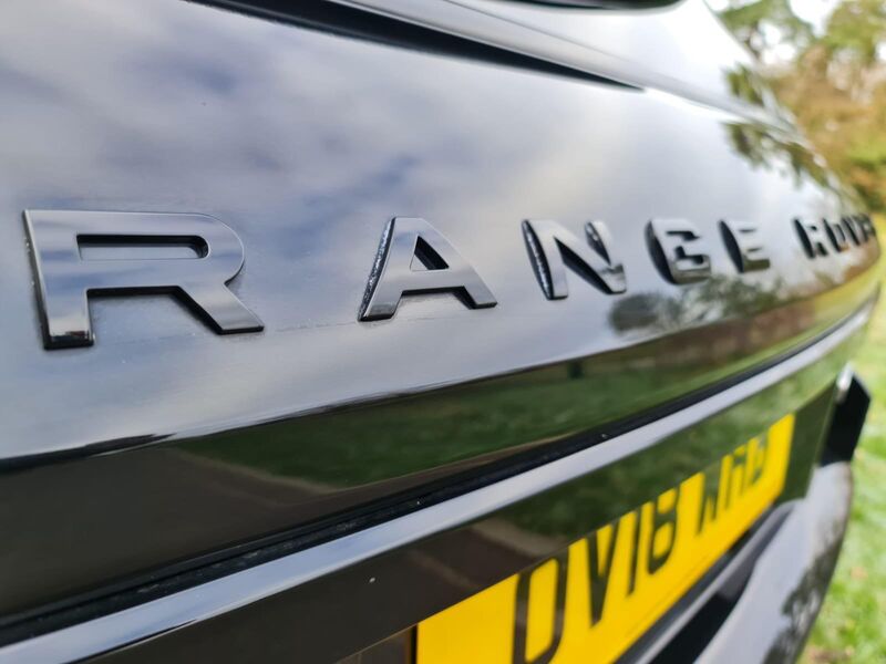 LAND ROVER RANGE ROVER EVOQUE