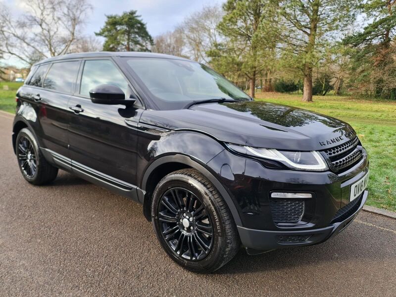 View LAND ROVER RANGE ROVER EVOQUE 2.0 TD4 SE Tech Auto 4WD Euro 6 (s/s) 5dr