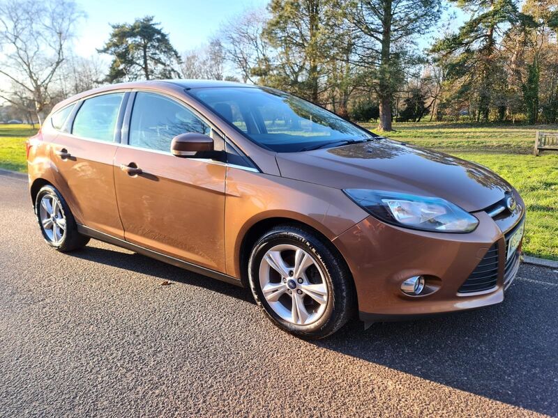 View FORD FOCUS 1.0T EcoBoost Zetec Euro 5 (s/s) 5dr