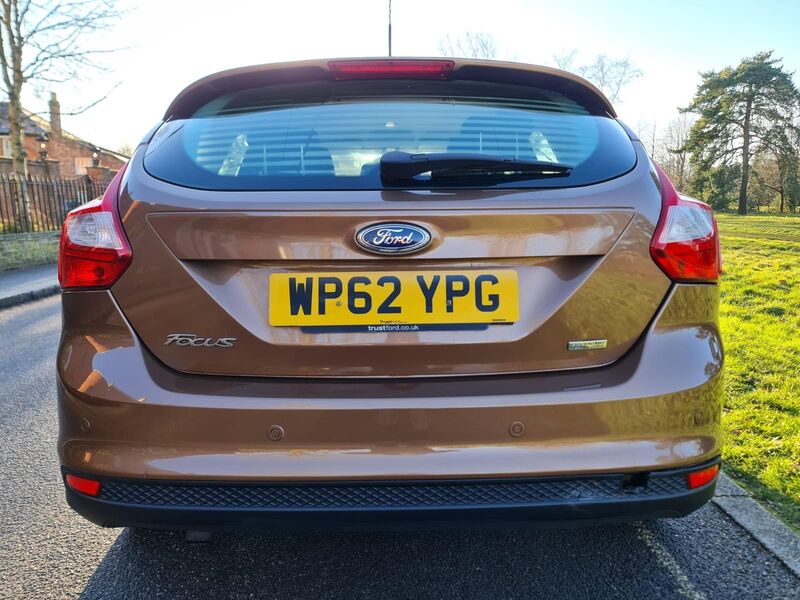 FORD FOCUS