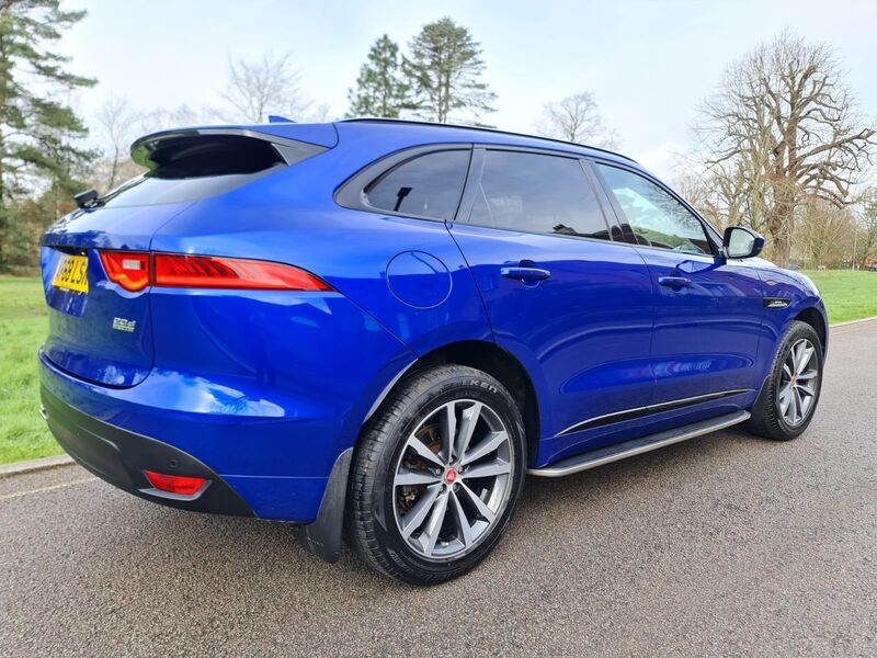 View JAGUAR F-PACE 2.0 D180 R-Sport Auto AWD Euro 6 (s/s) 5dr