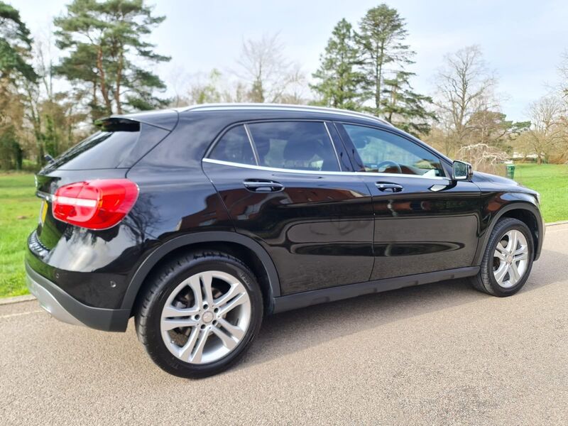 MERCEDES-BENZ GLA CLASS