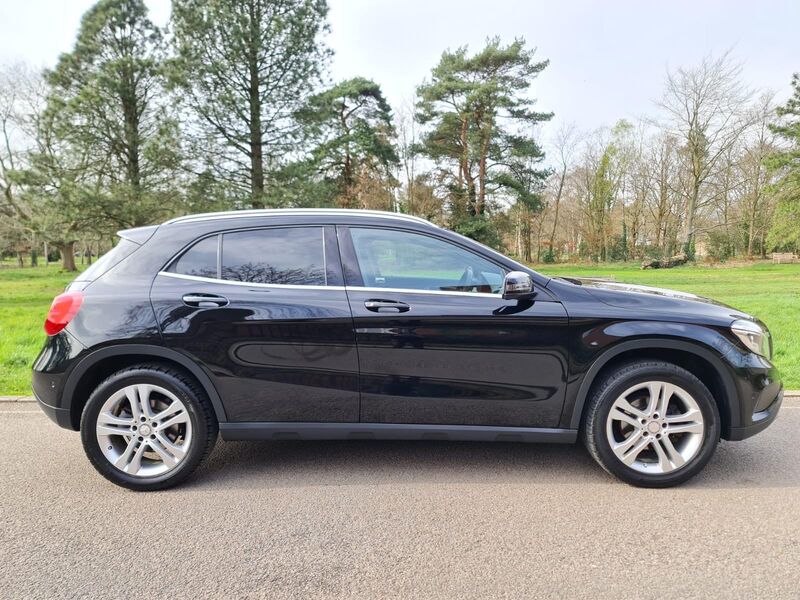 MERCEDES-BENZ GLA CLASS