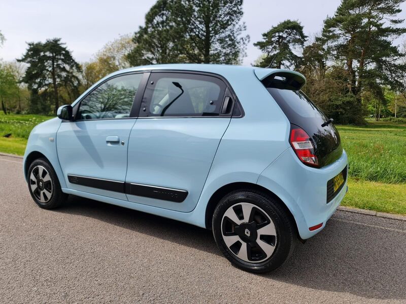 View RENAULT TWINGO 1.0 SCe Play Euro 6 5dr