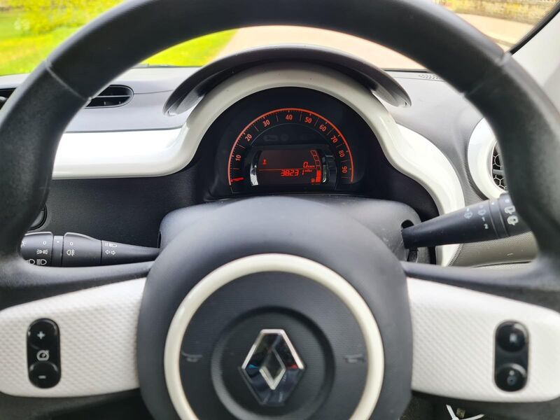 RENAULT TWINGO