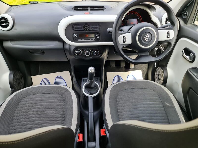 RENAULT TWINGO