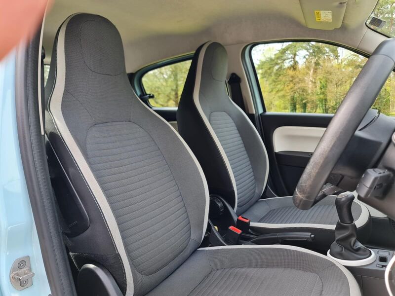 RENAULT TWINGO