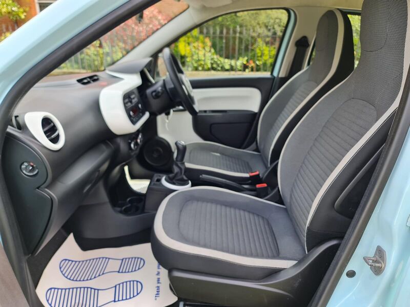 RENAULT TWINGO