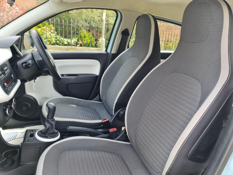 RENAULT TWINGO