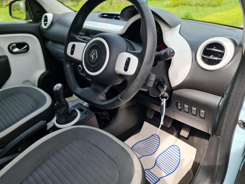 RENAULT TWINGO