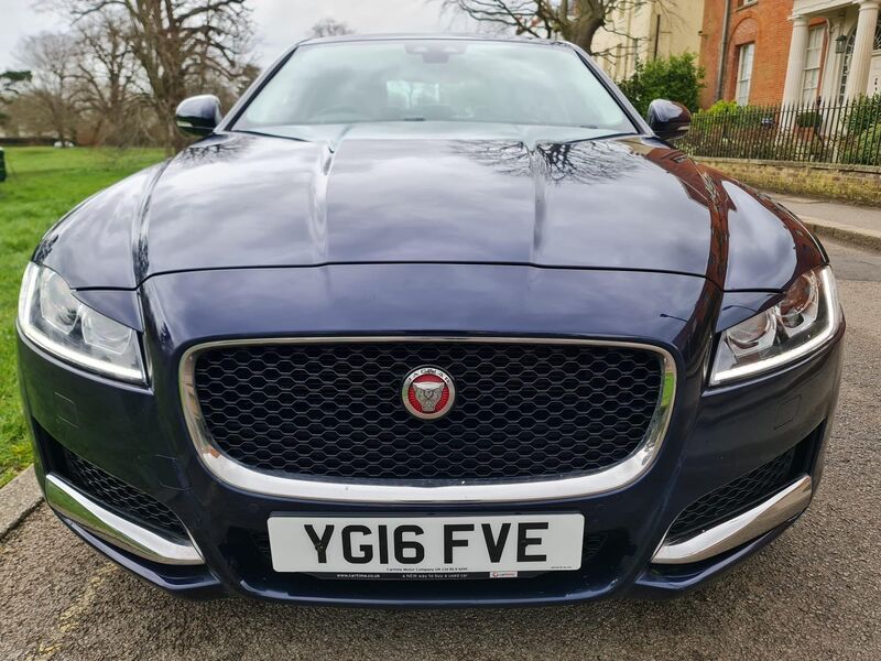JAGUAR XF