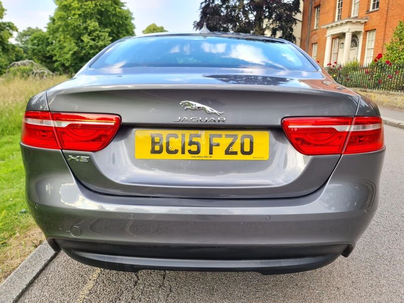 JAGUAR XE