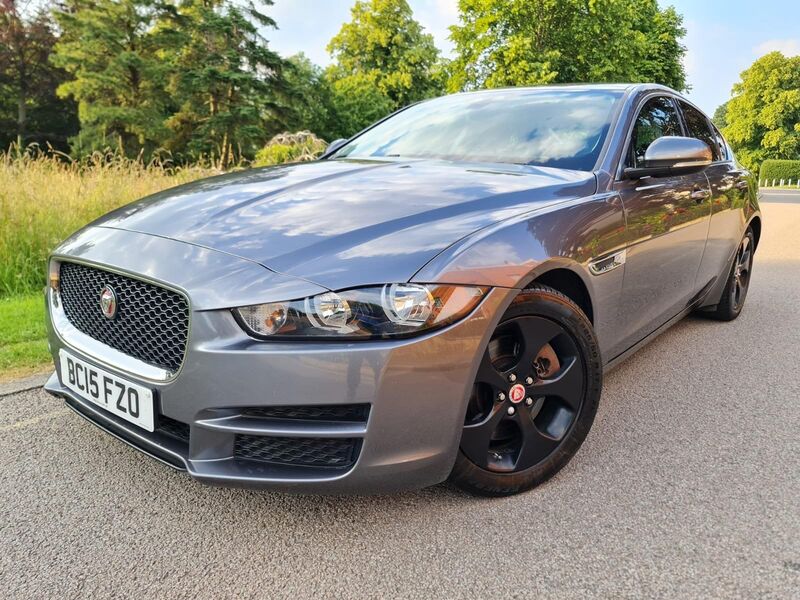 View JAGUAR XE 2.0 GTDi SE Auto Euro 6 (s/s) 4dr
