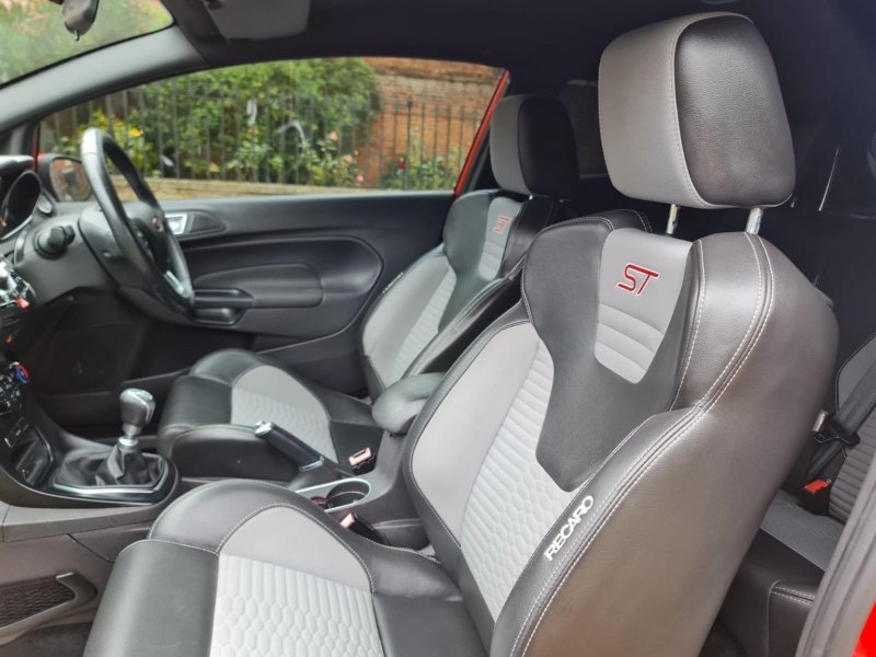 FORD FIESTA