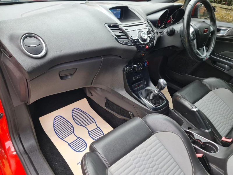 FORD FIESTA