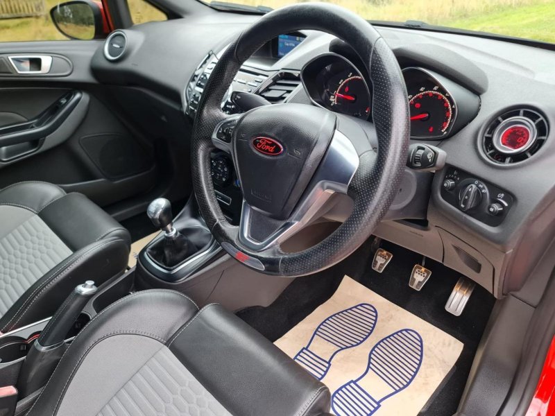 FORD FIESTA