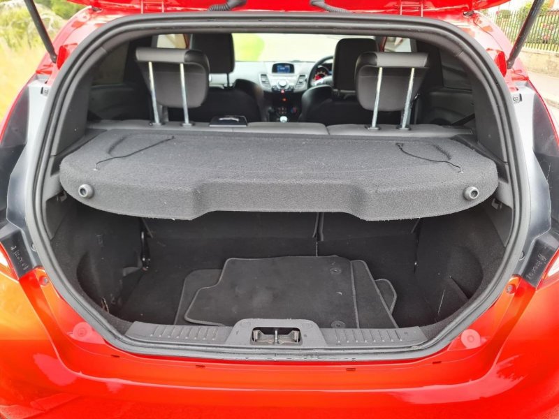 FORD FIESTA