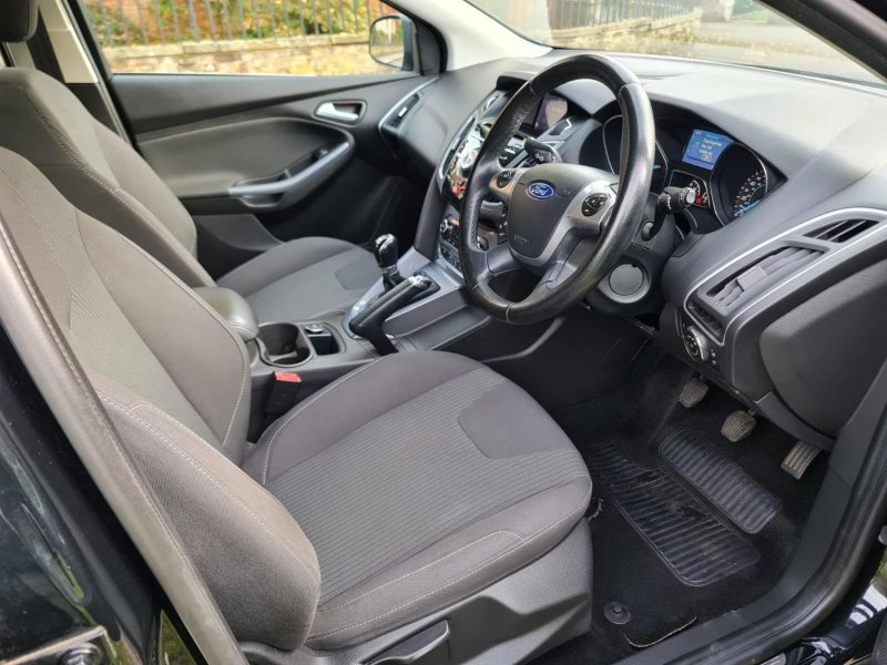 FORD FOCUS