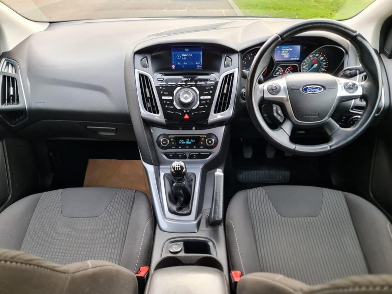 FORD FOCUS