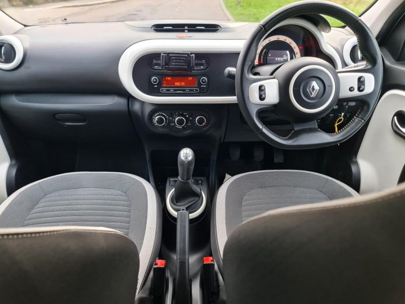 RENAULT TWINGO