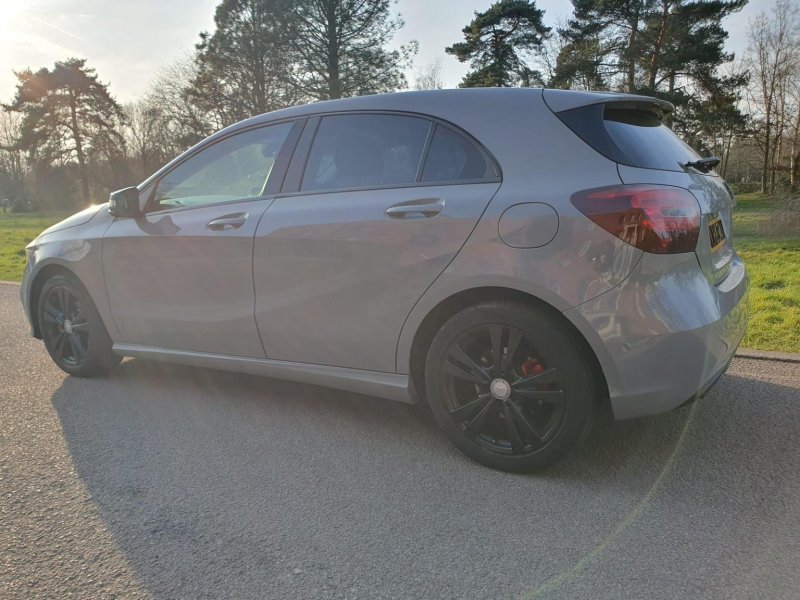 View MERCEDES-BENZ A CLASS 1.5 A180d Sport (Executive) Euro 6 (s/s) 5dr