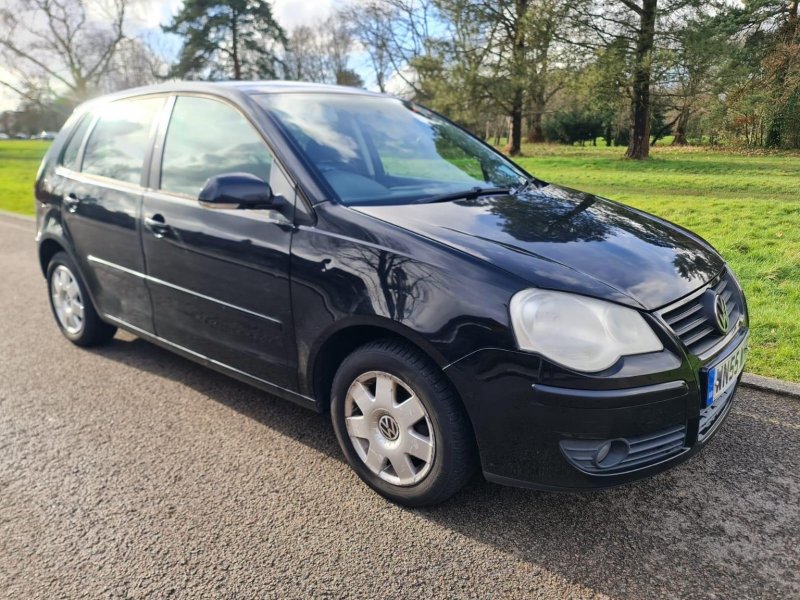View VOLKSWAGEN POLO 1.2 S 5dr