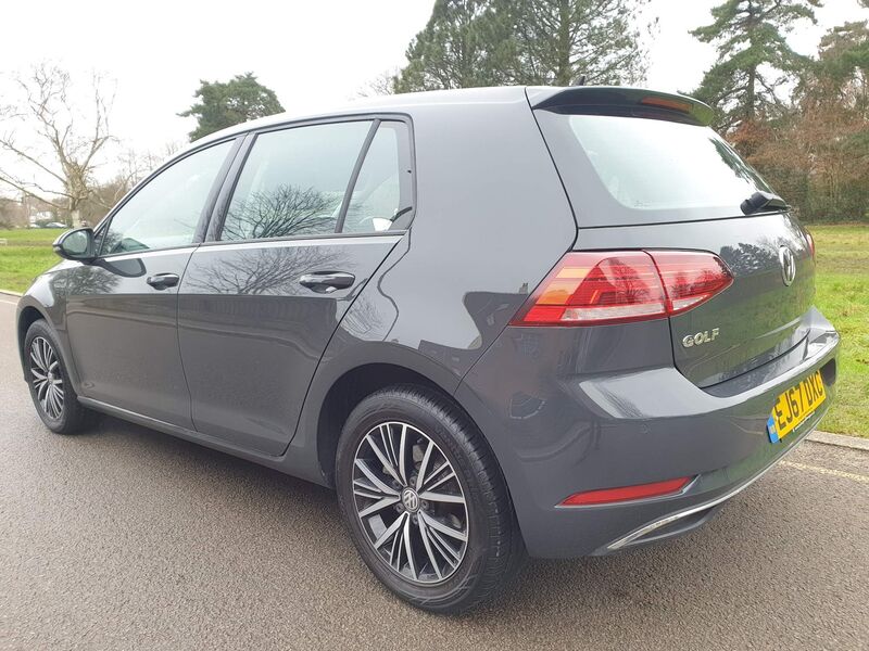 View VOLKSWAGEN GOLF 1.4 TSI SE Nav DSG (s/s) 5dr