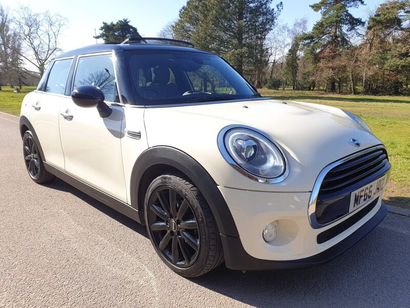 View MINI HATCH 1.5 Cooper (s/s) 5dr