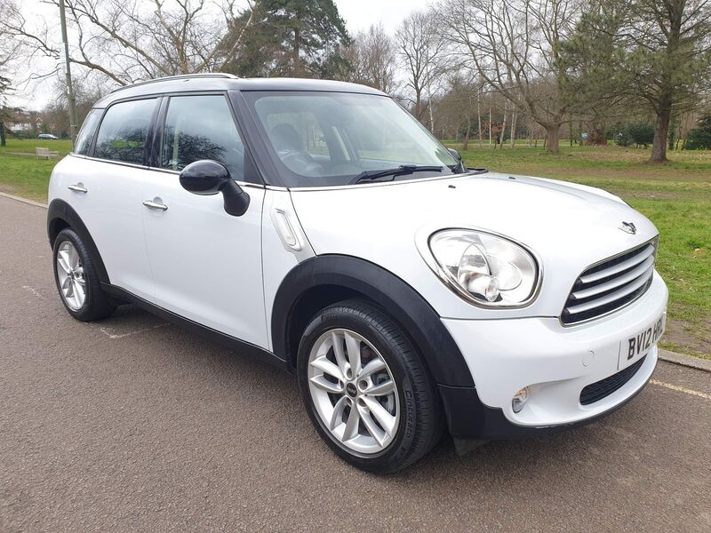 View MINI COUNTRYMAN 1.6 Cooper 5dr