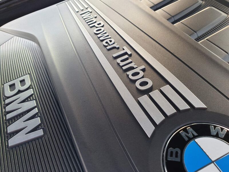 BMW 6 SERIES