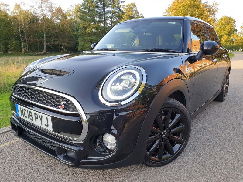 View MINI HATCH 2.0 Cooper S (s/s) 5dr