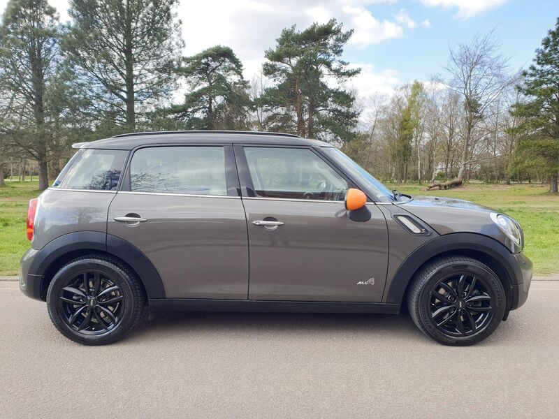 MINI COUNTRYMAN