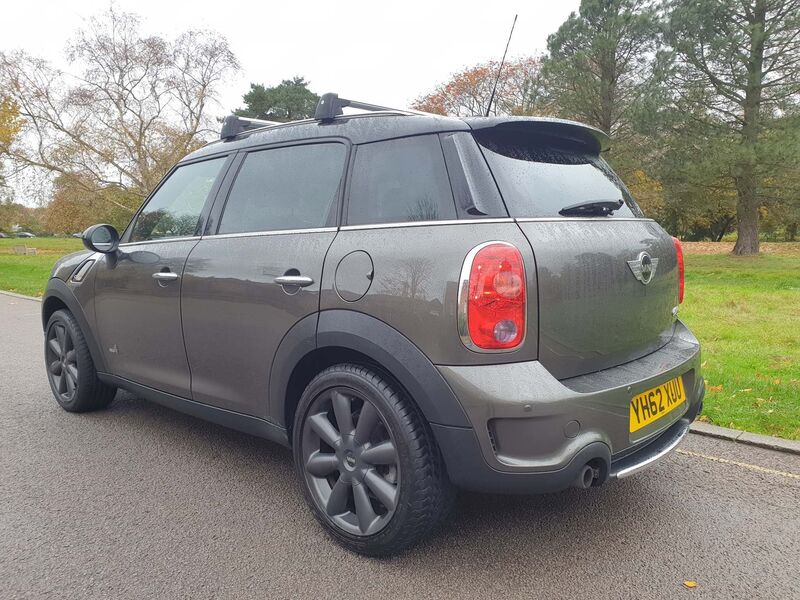 View MINI COUNTRYMAN 1.6 Cooper S (Chili) ALL4 5dr