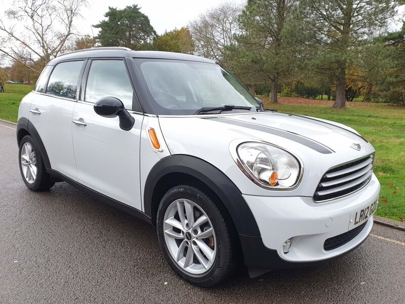 View MINI COUNTRYMAN 1.6 Cooper 5dr