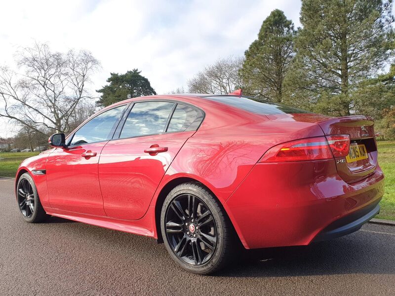 JAGUAR XE