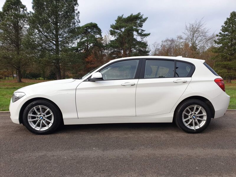 BMW 1 SERIES