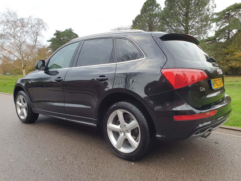 View AUDI Q5 2.0 TFSI S line Plus Tiptronic quattro 5dr