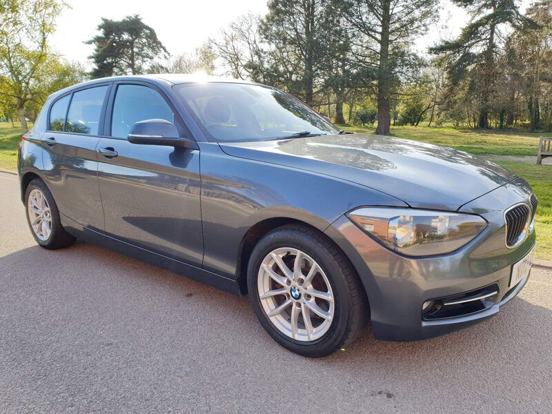 BMW 1 SERIES