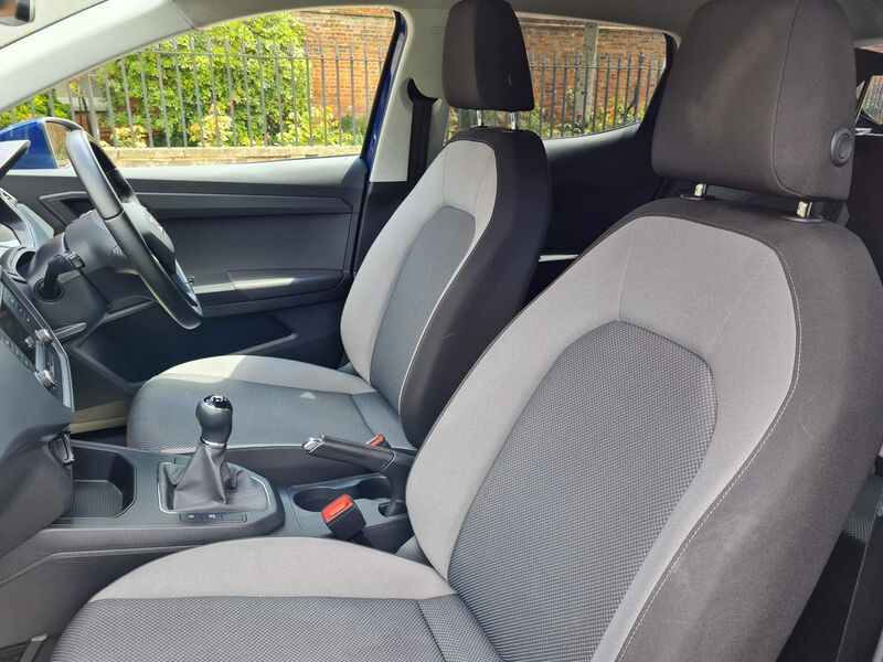 SEAT IBIZA