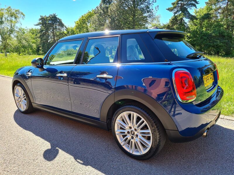View MINI HATCH 1.5 Cooper (s/s) 5dr