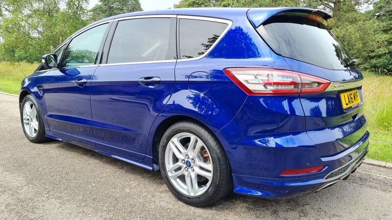 View FORD S-MAX 2.0T EcoBoost Titanium Sport Auto (s/s) 5dr