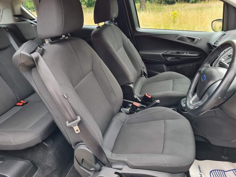 FORD B-MAX