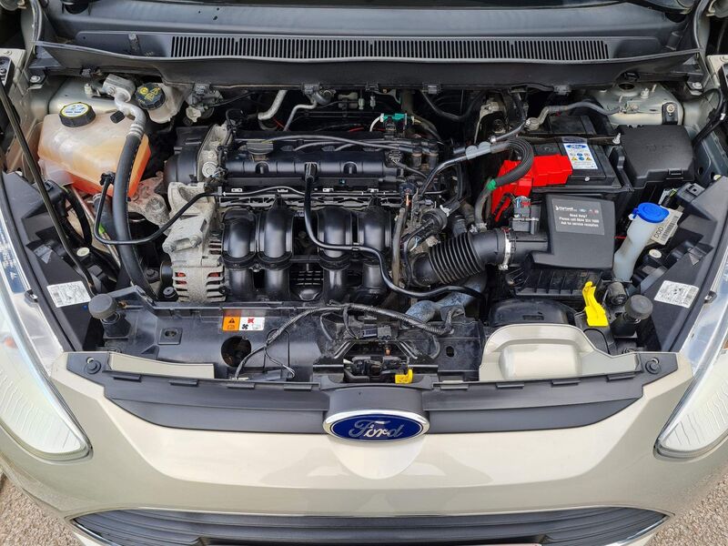 FORD B-MAX