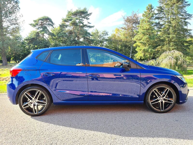 SEAT IBIZA