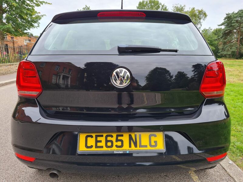 VOLKSWAGEN POLO