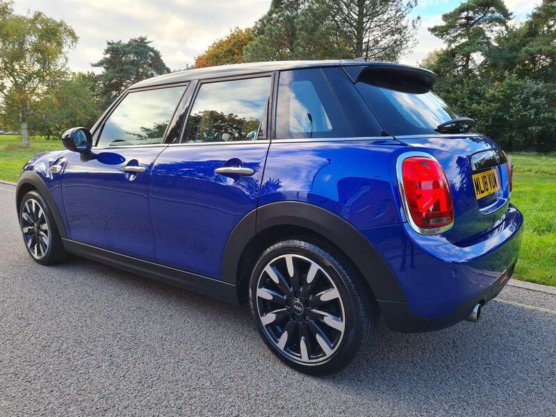 View MINI HATCH 1.5 Cooper Euro 6 (s/s) 5dr