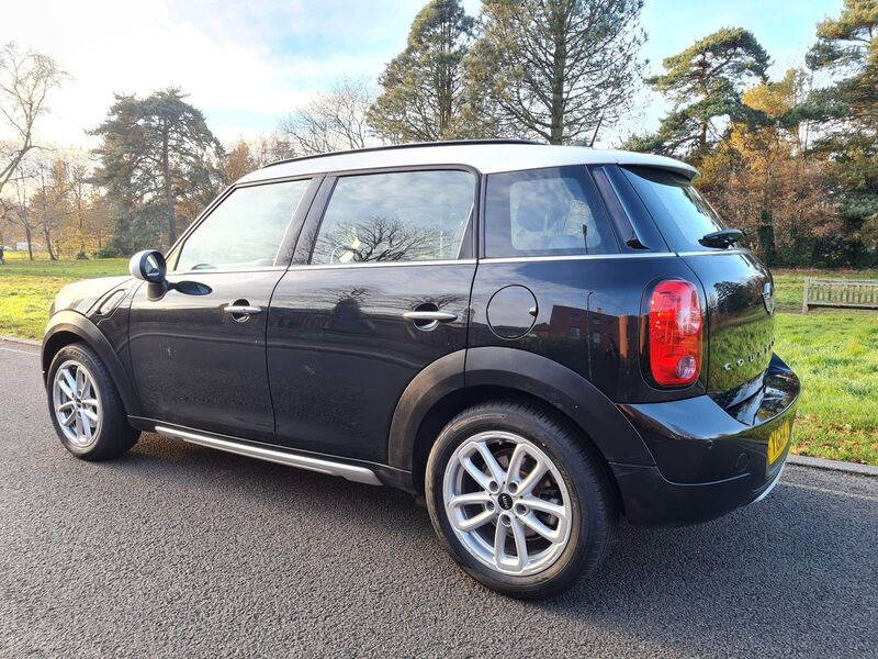 View MINI COUNTRYMAN 2.0 Cooper D Auto Euro 6 5dr