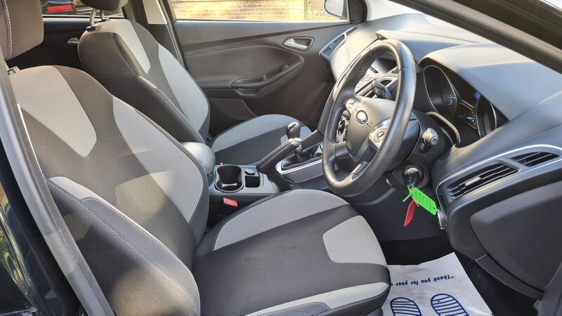 FORD FOCUS